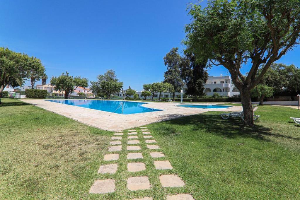 Apartamentos Ninho Das Gaivotas Albufeira Exteriör bild